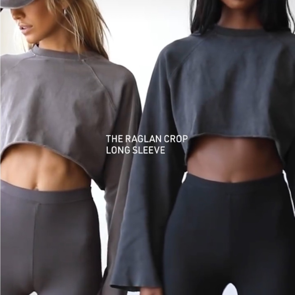 Joah brown raglan crop long sleeve in cocoa